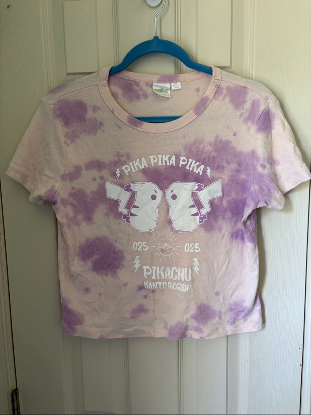 Pikachu Tie-Dye Cropped Women’s Tee - Lavender Pink